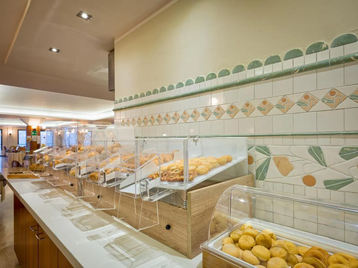 Hotel San Pietro Limone sul Garda