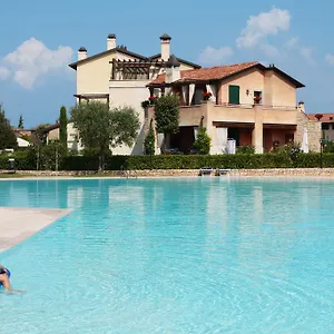 *** Feriested Garda Village Italien