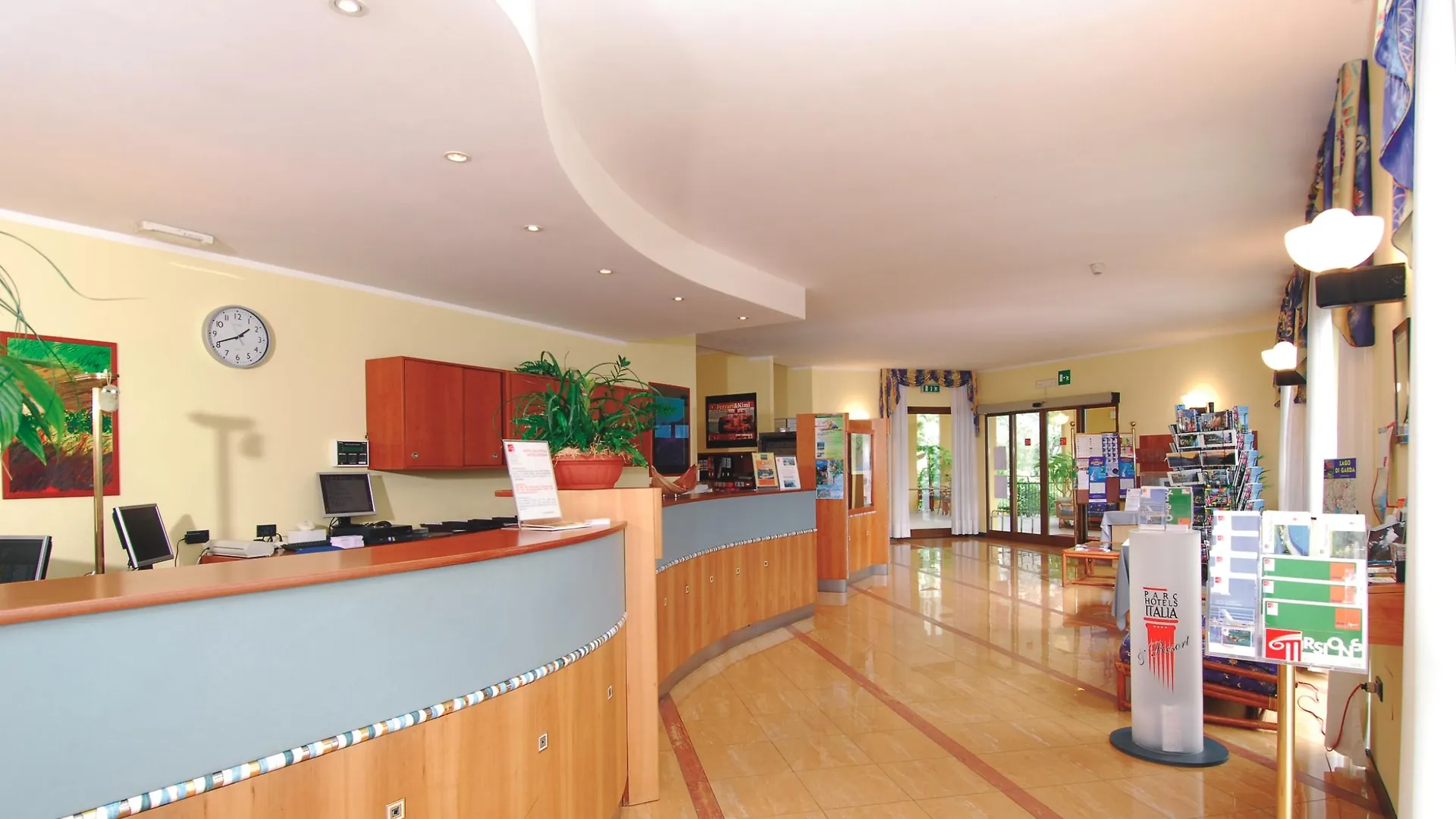 Hotel San Pietro Limone sul Garda 4*,  Italy