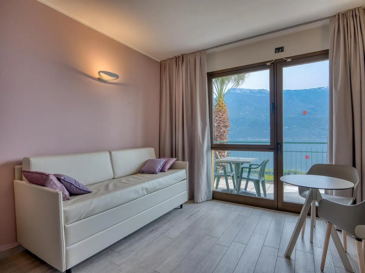 Hotel San Pietro Limone sul Garda