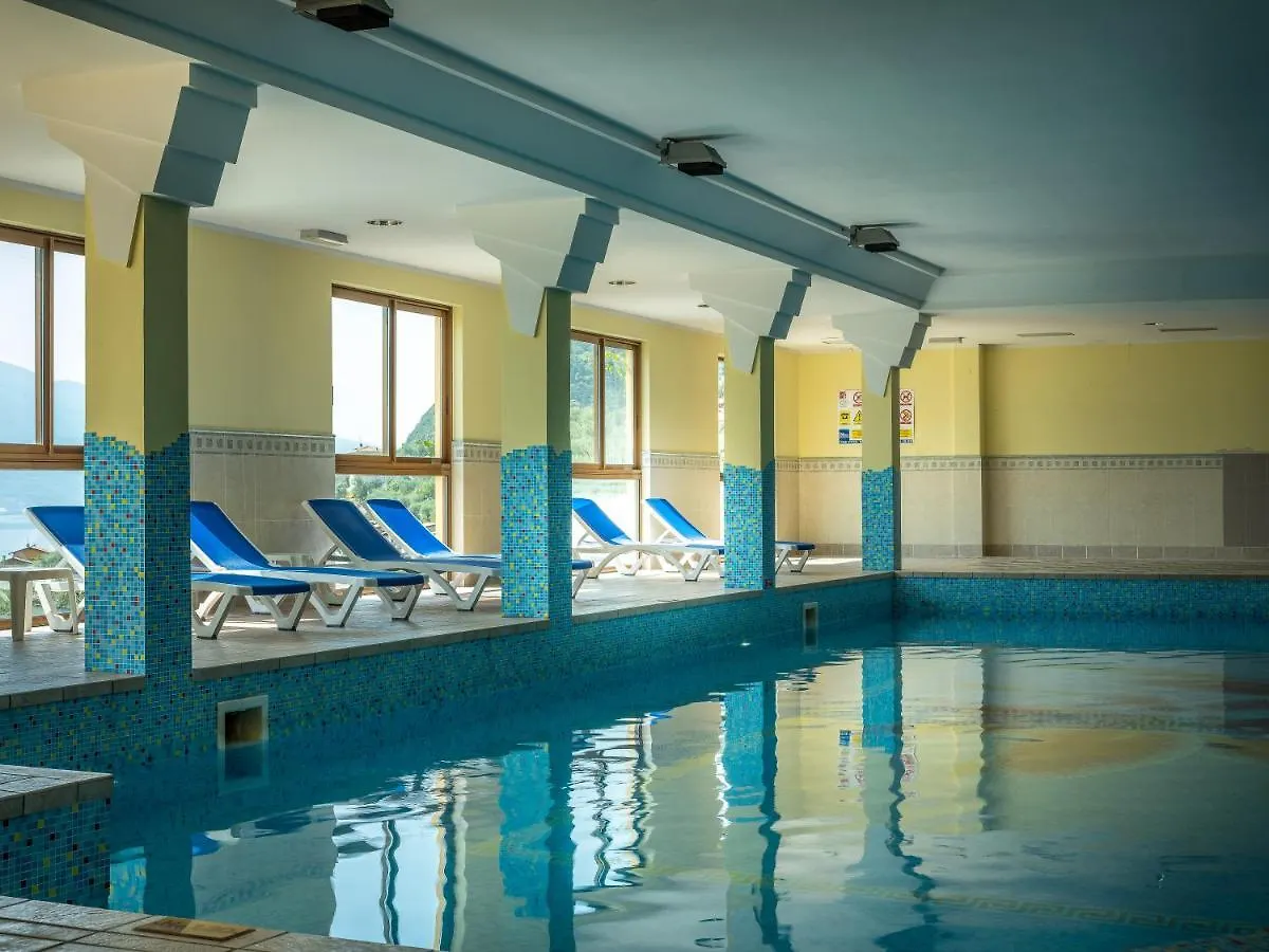 Hotel San Pietro Limone sul Garda 4*,