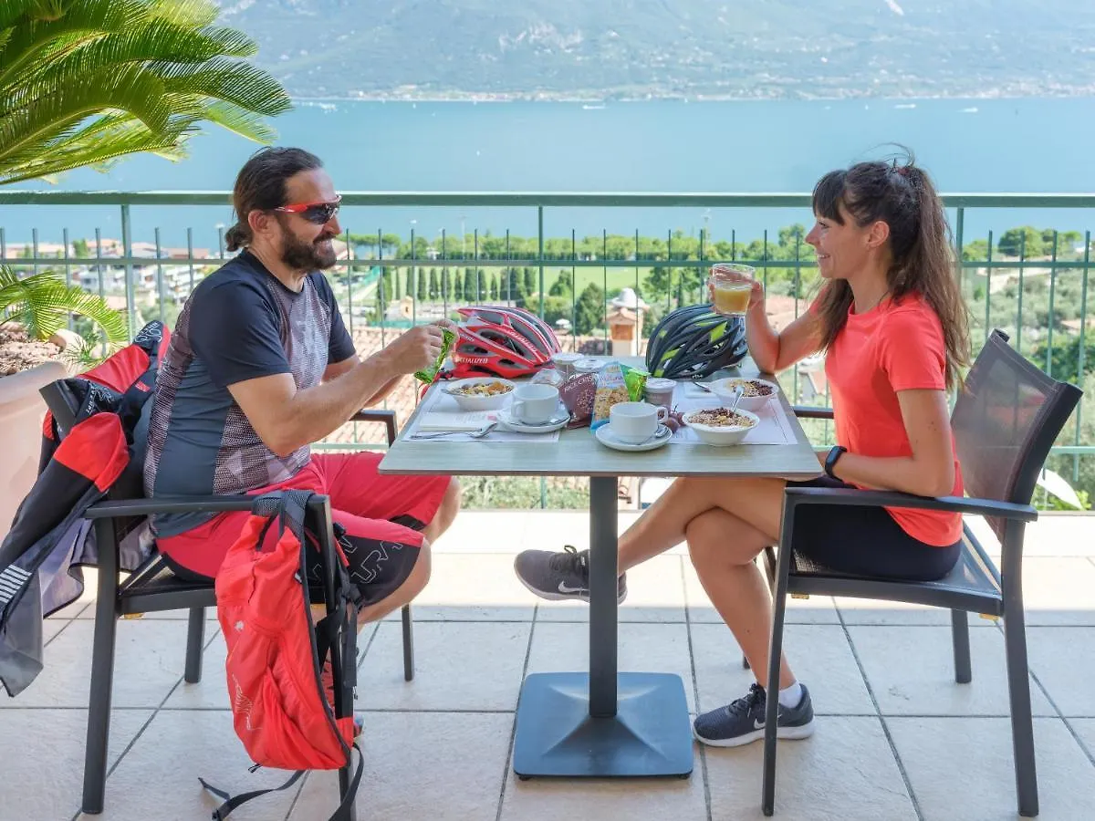 Hotel San Pietro Limone sul Garda