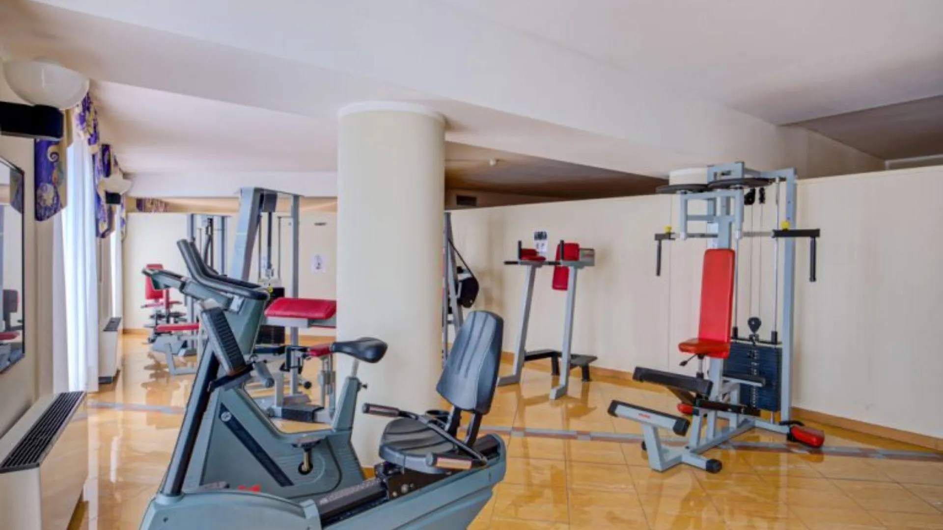 Hotel San Pietro Limone sul Garda