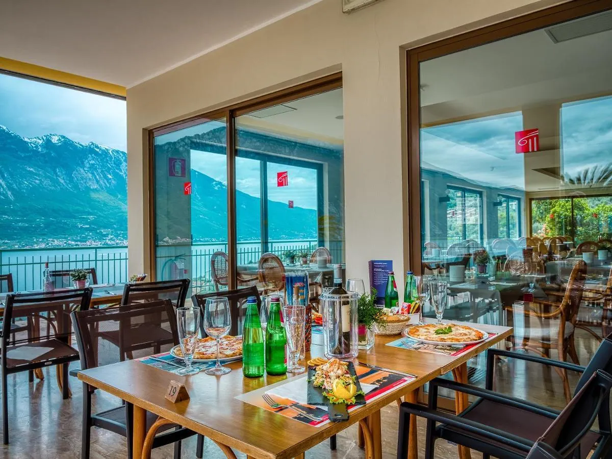 Hotel San Pietro Limone sul Garda
