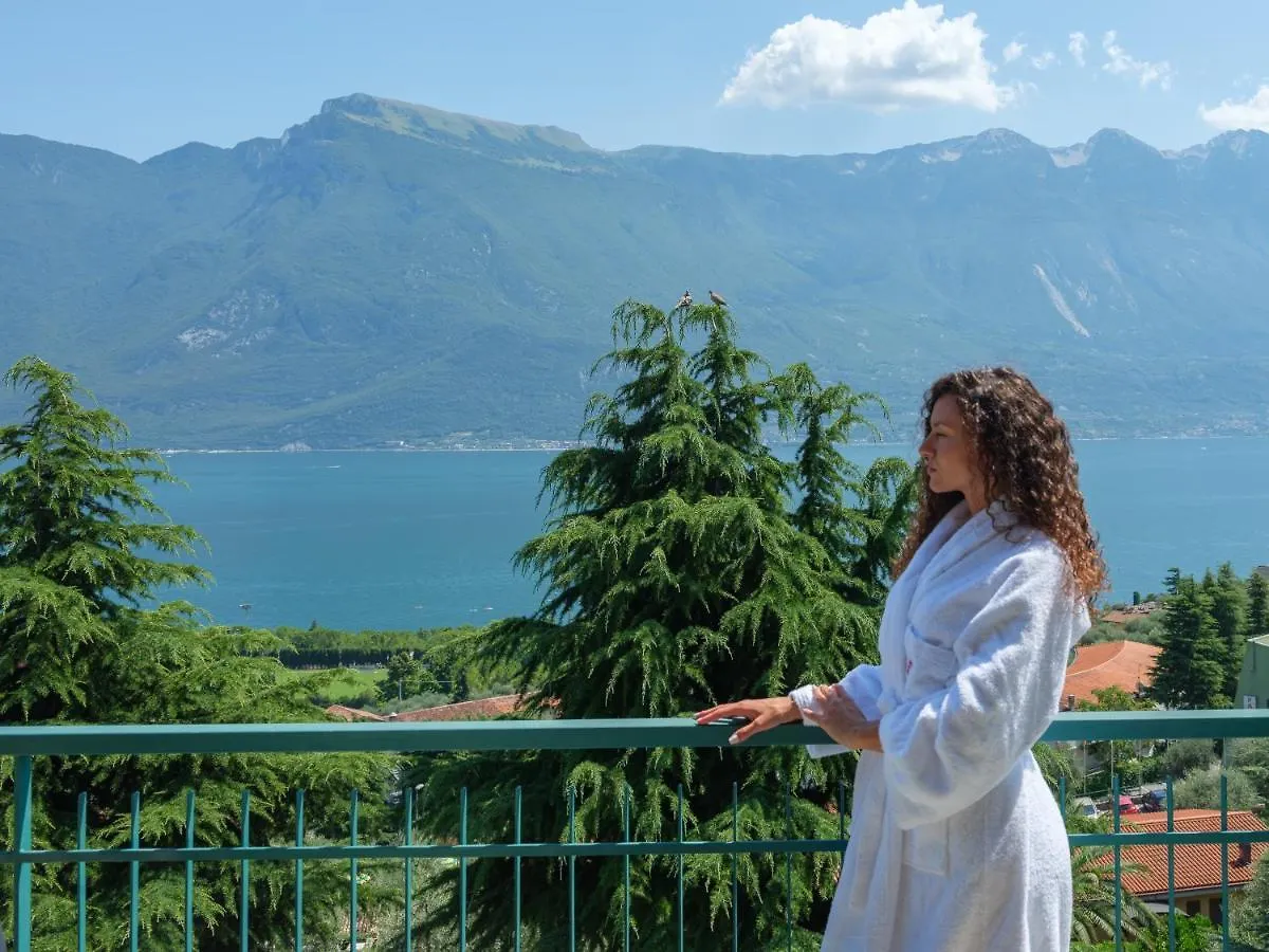 Hotel San Pietro Limone sul Garda