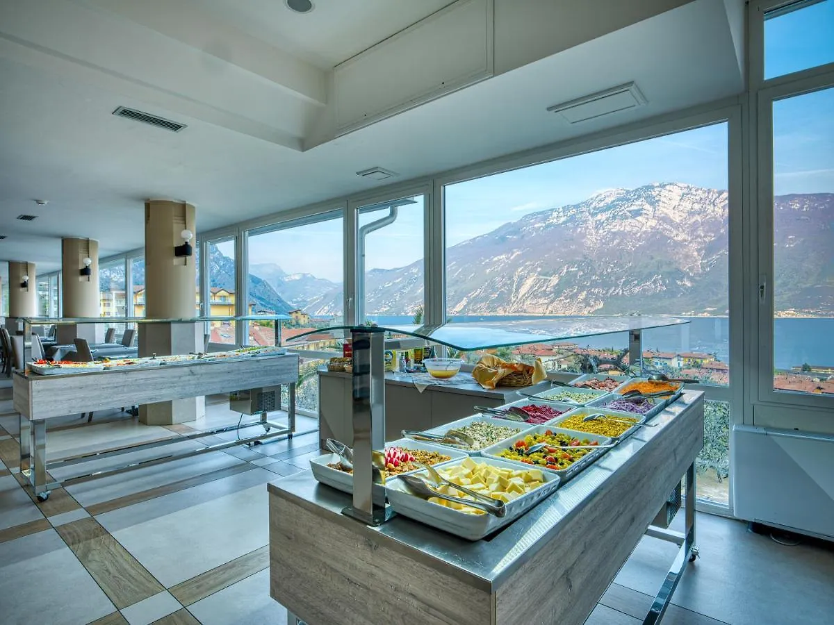 Hotel San Pietro Limone sul Garda 4*,  Italie
